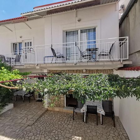 סלצה Studio Apartments Jasminka מראה חיצוני תמונה