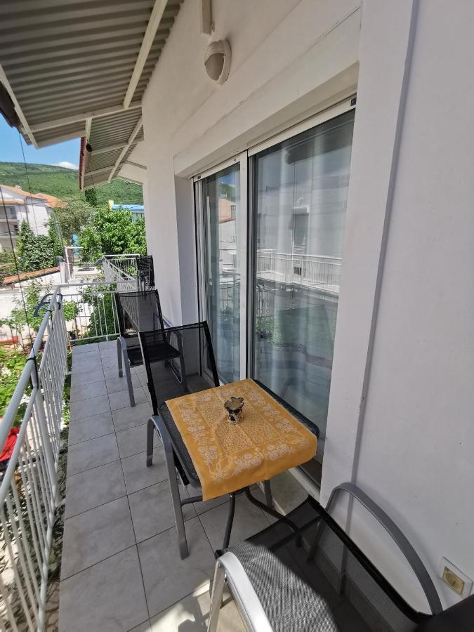 סלצה Studio Apartments Jasminka מראה חיצוני תמונה