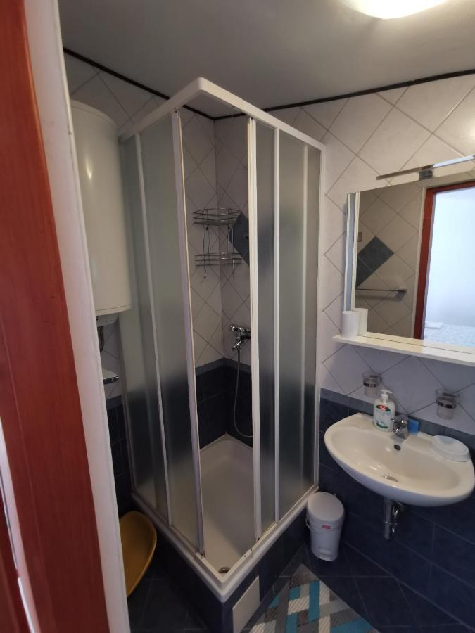 סלצה Studio Apartments Jasminka מראה חיצוני תמונה