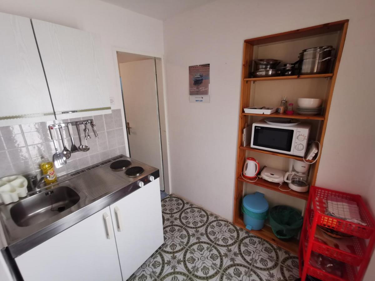 סלצה Studio Apartments Jasminka מראה חיצוני תמונה